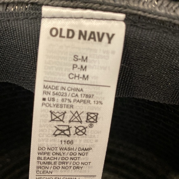 Old navy black hat. Small/ medium. Never used. Excellent condition. - Picture 2 of 3